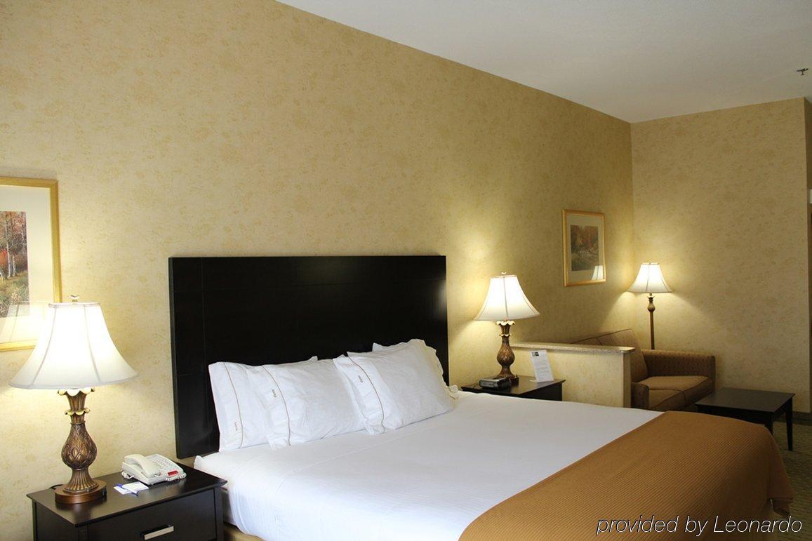 Holiday Inn Express Hotel & Suites Newton Sparta By Ihg Zimmer foto